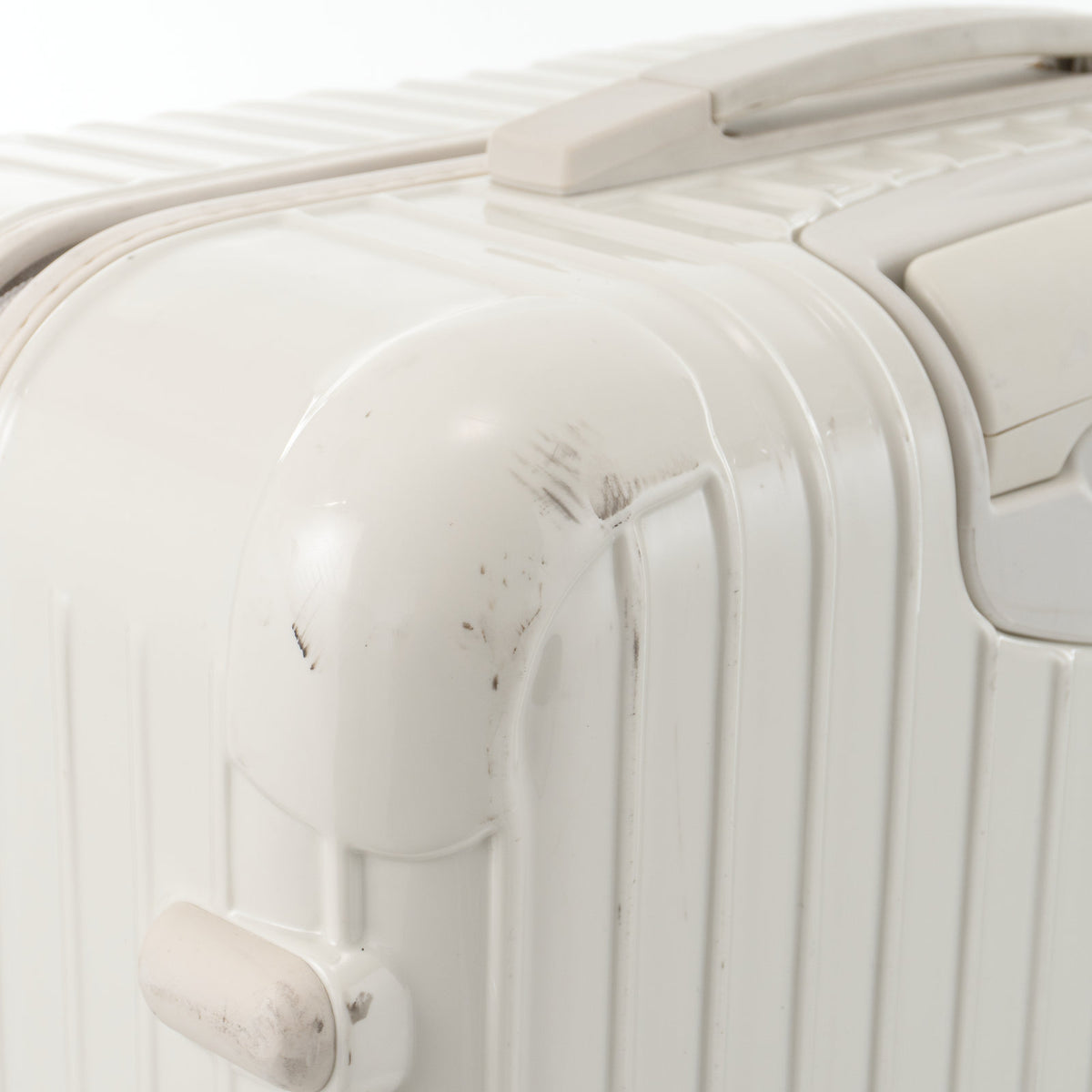 リモワ ユナイテッドアローズ サルサ 82L 4輪 チェックインL エクリュ 810.90.24.6 中古