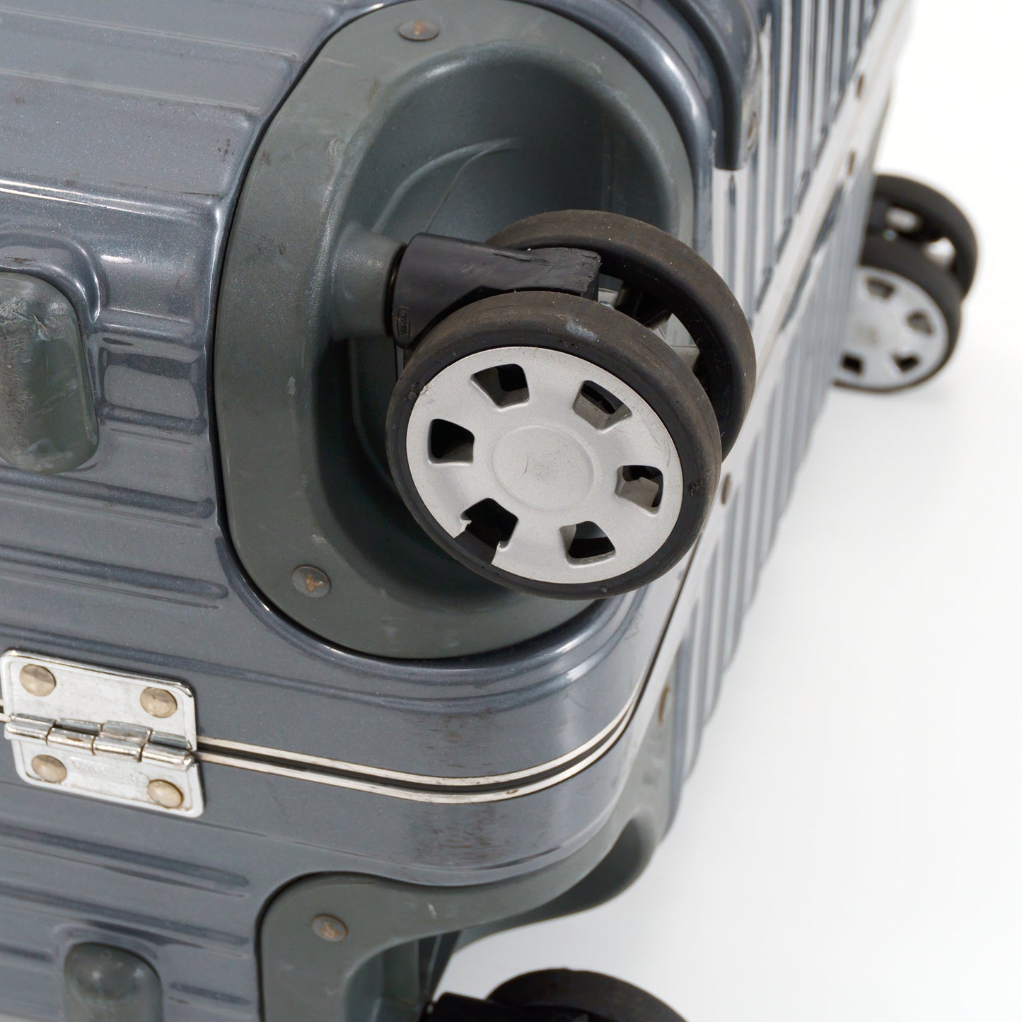 RIMOWA(リモワ) リンボ 60L 4輪 チェックインM