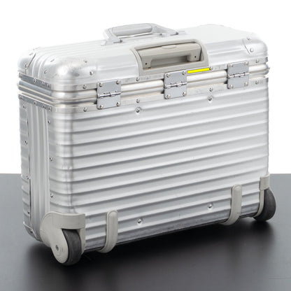 リモワ トパーズ 36L 2輪 パイロット シルバー 986.21 中古