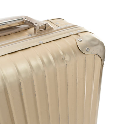 リモワ トパーズ 32L 2輪 キャビンS ゴールド 915.52 中古