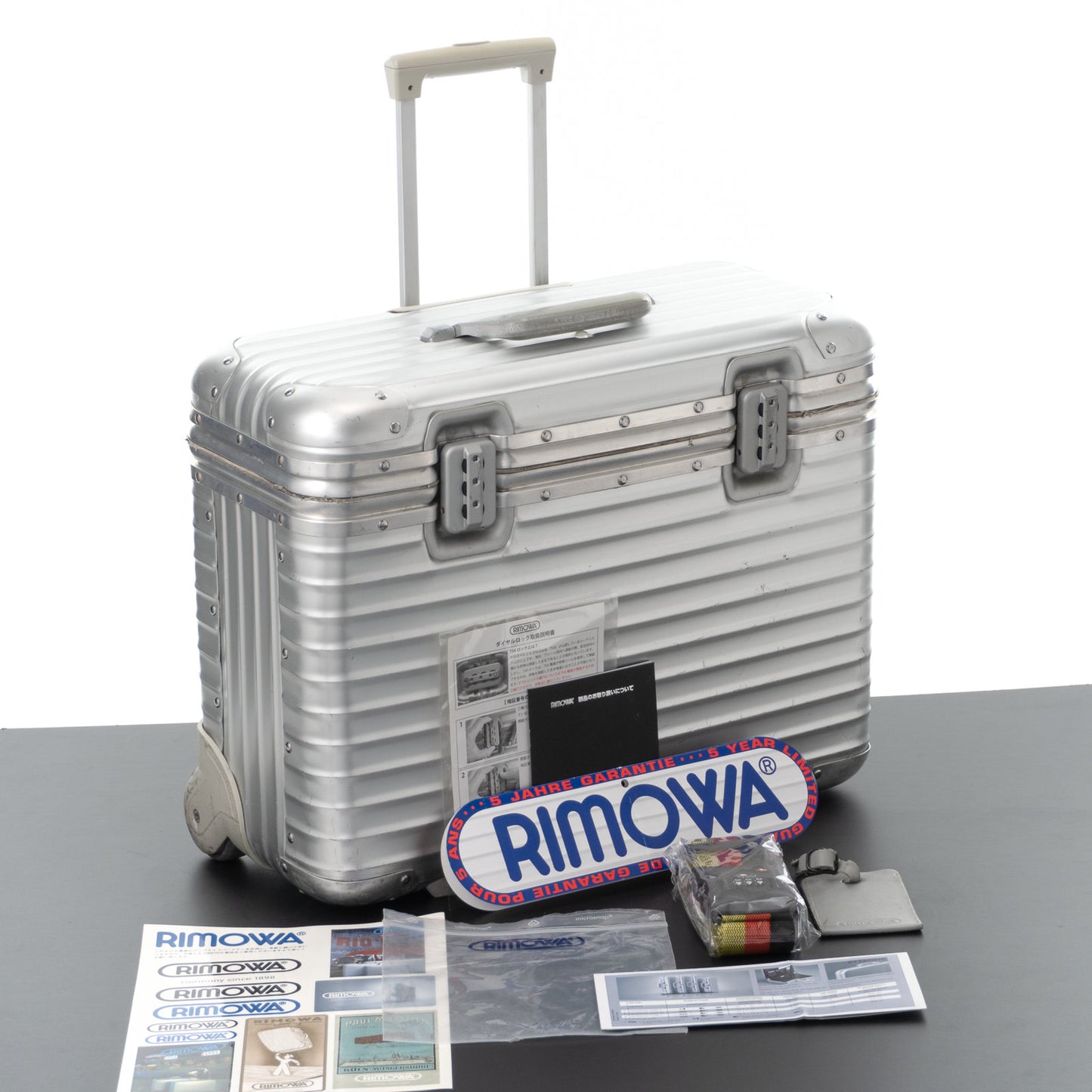 リモワ トパーズ 36L 2輪 パイロット シルバー 928.50 中古