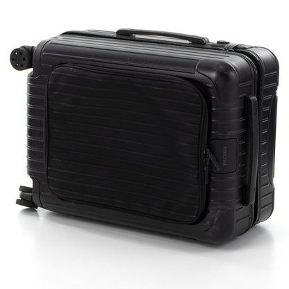 リモワ エッセンシャルスリーブ キャビン 37L 4輪 マットブラック 842.53.63.4.63.4 中古