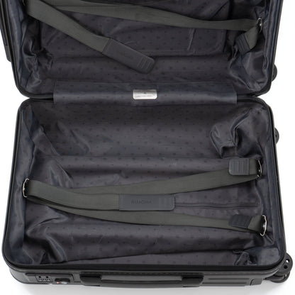 リモワ エッセンシャルスリーブ キャビン 37L 4輪 マットブラック 842.53.63.4.63.4 中古