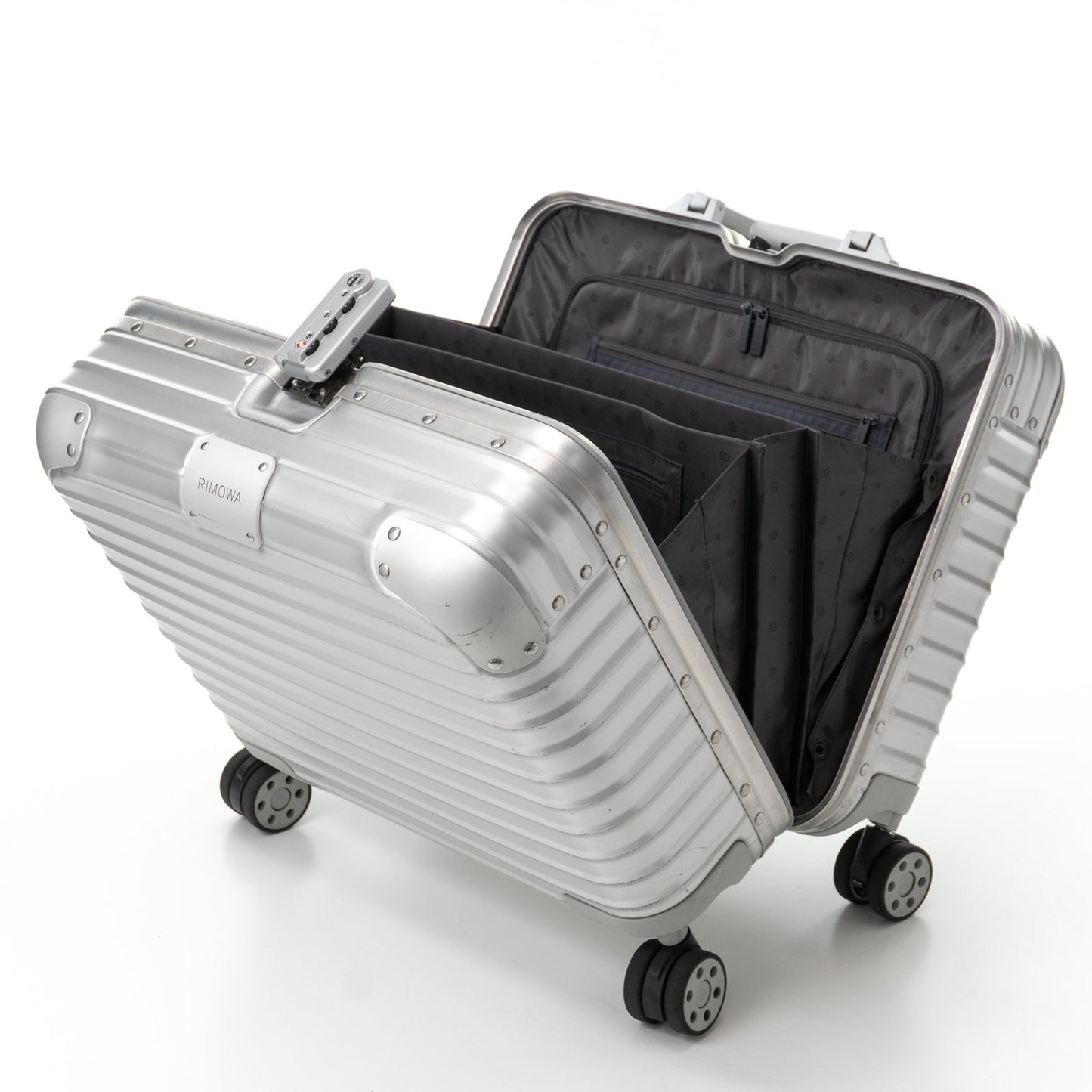 リモワ オリジナル コンパクト 29L 4輪 シルバー 925.40.00.4 中古