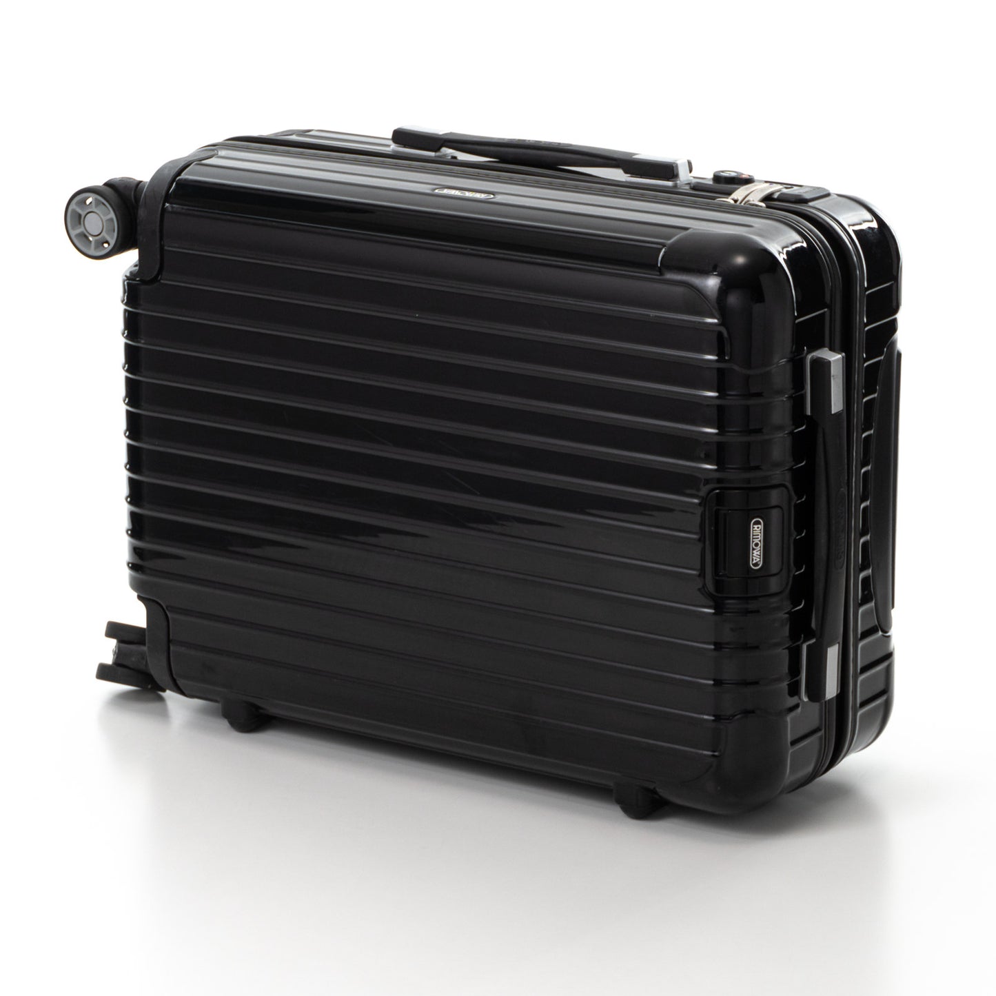 リモワ サルサデラックス 32L 4輪 キャビンS グロスブラック 830.52.50.4 中古