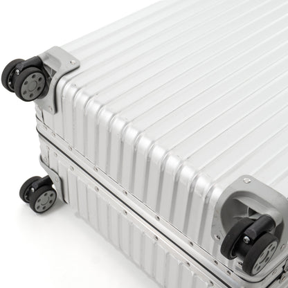 リモワ クラシック チェックインM 61L 4輪 シルバー 972.63.00.4 中古