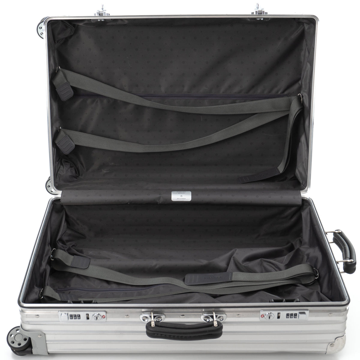 リモワ クラシック チェックインM 61L 4輪 シルバー 972.63.00.4 中古