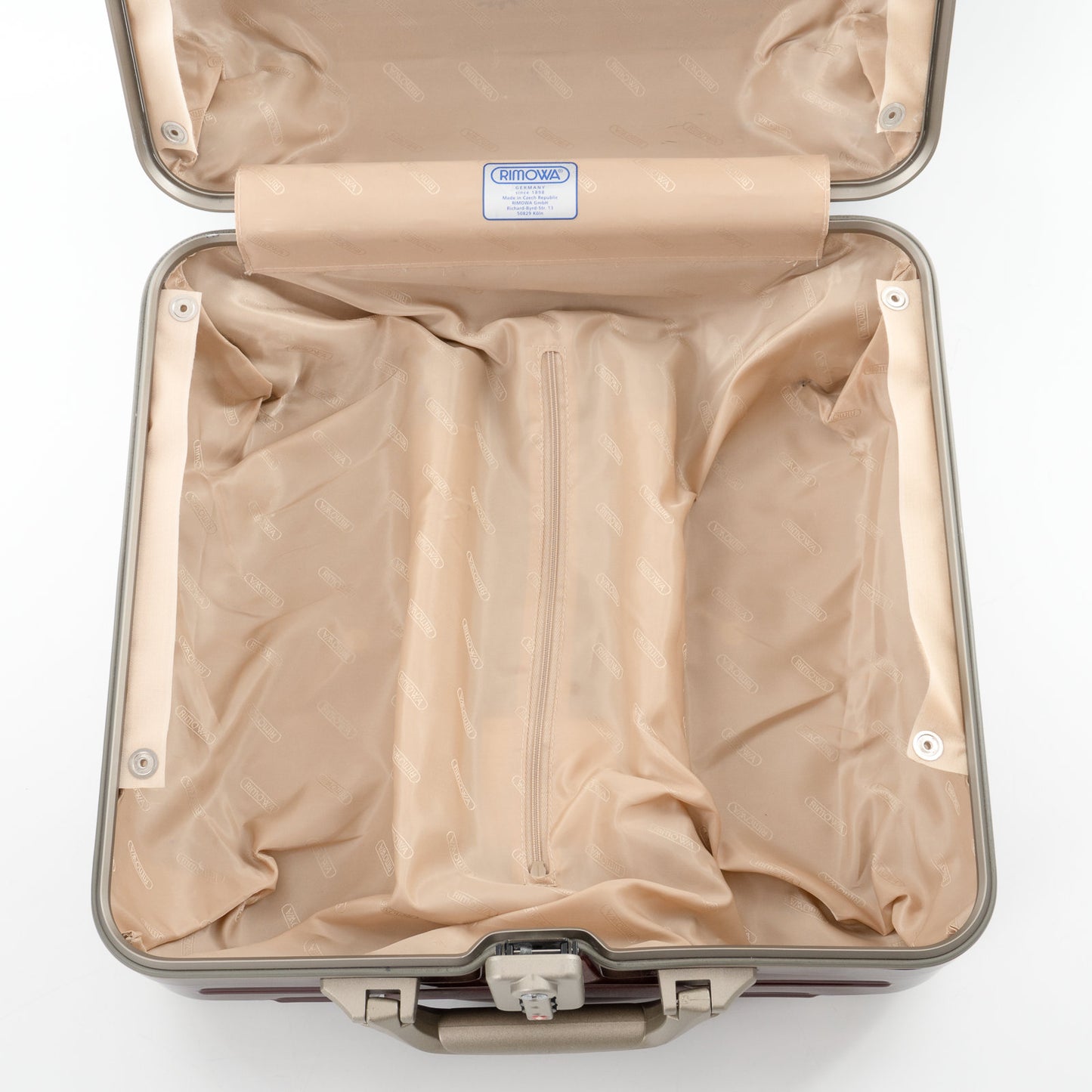 リモワ リンボ 27L 4輪 コンパクト カルモナレッド 881.40.34.4 中古