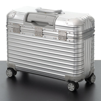 リモワ オリジナル パイロット 31L 4輪 シルバー 925.51.00.4 中古