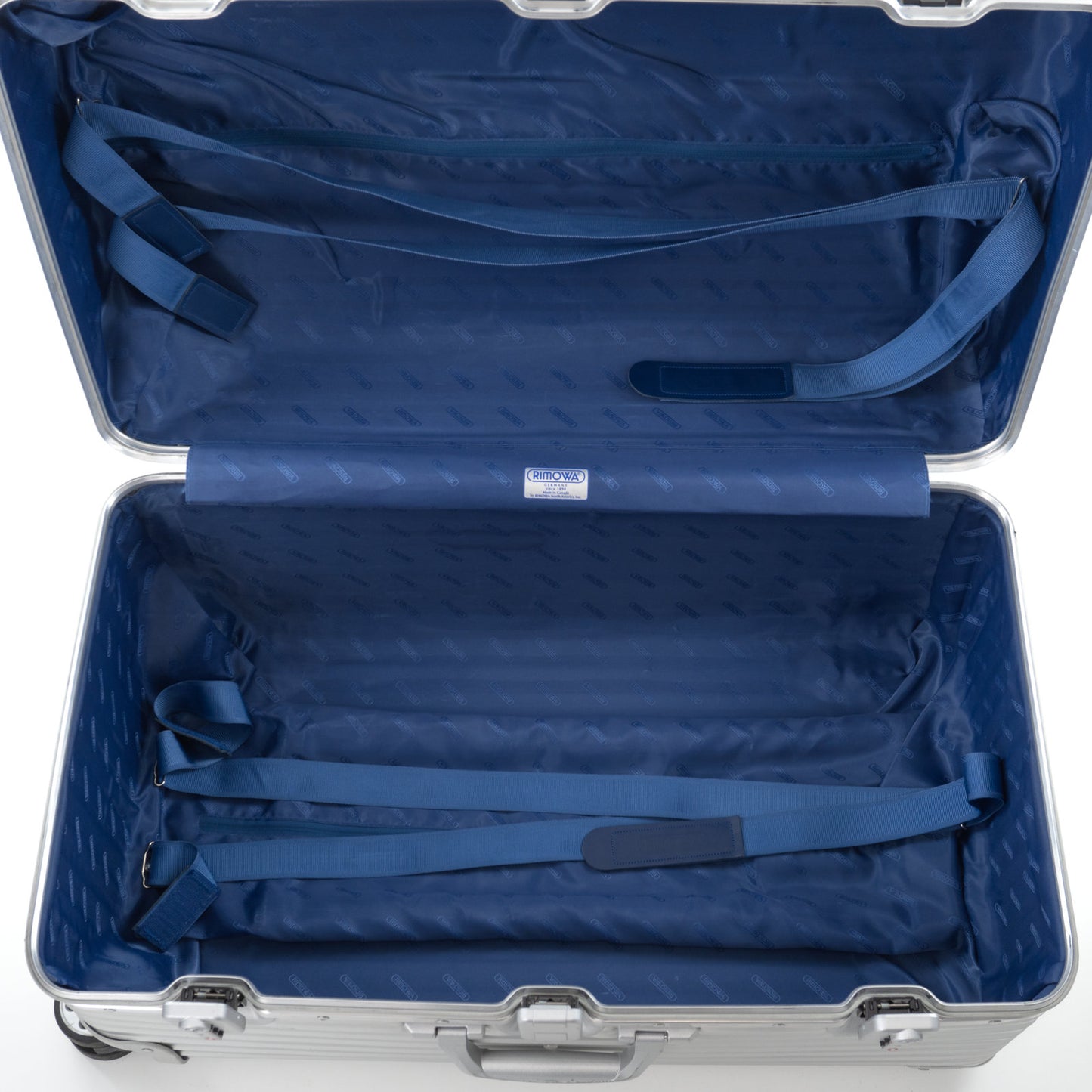 リモワ トパーズ 89L 4輪 トランク シルバー 923.75.00.4 中古