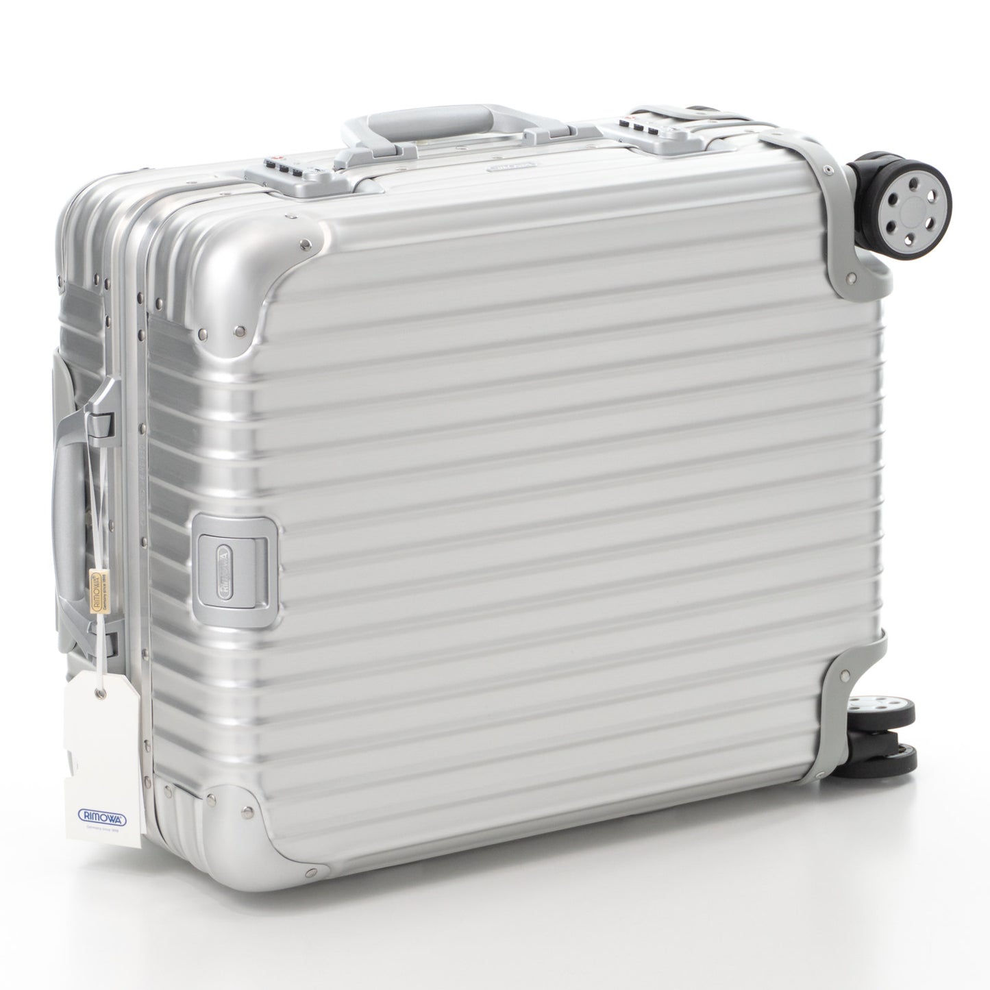 リモワ トパーズ 45L 4輪 キャビンプラス シルバー 923.56.00.4 中古