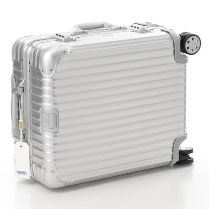 リモワ トパーズ 45L 4輪 キャビンプラス シルバー 923.56.00.4 中古