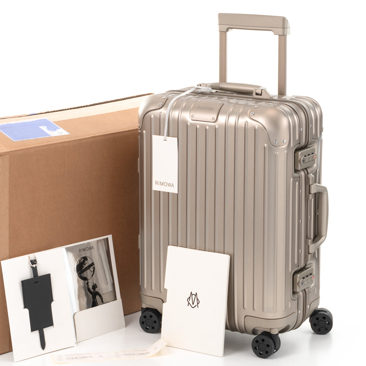リモワ オリジナル キャビン 35L 4輪 チタニウム 925.53.04.4.04.4 中古