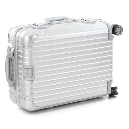 リモワ トパーズ 32L 4輪 キャビンS シルバー 923.52.00.4 中古