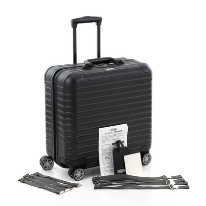 リモワ サルサ 27L 4輪 コンパクト マットブラック 810.40.32.4 中古