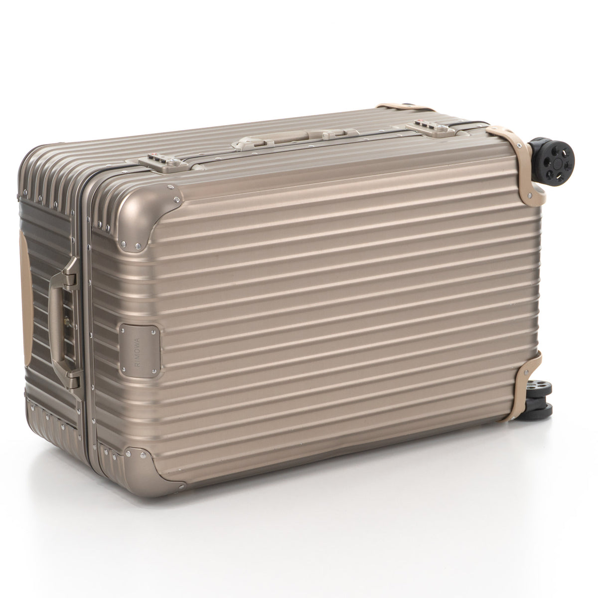 リモワ オリジナル トランク 90L 4輪 チタニウム 925.75.03.4 中古