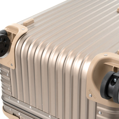 リモワ オリジナル トランク 90L 4輪 チタニウム 925.75.03.4 中古