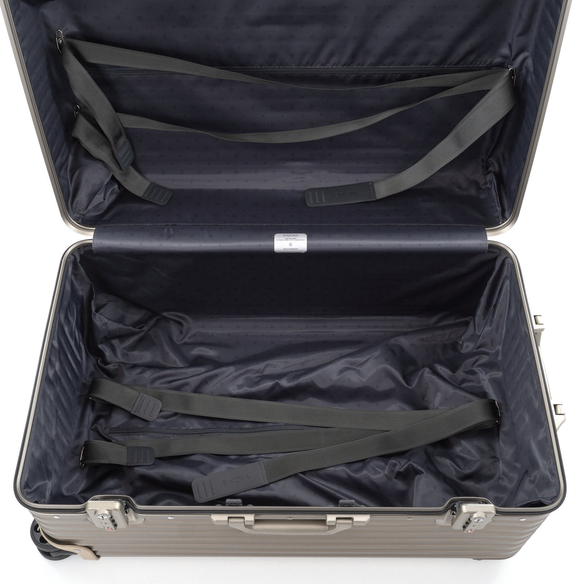リモワ オリジナル トランク 90L 4輪 チタニウム 925.75.03.4 中古
