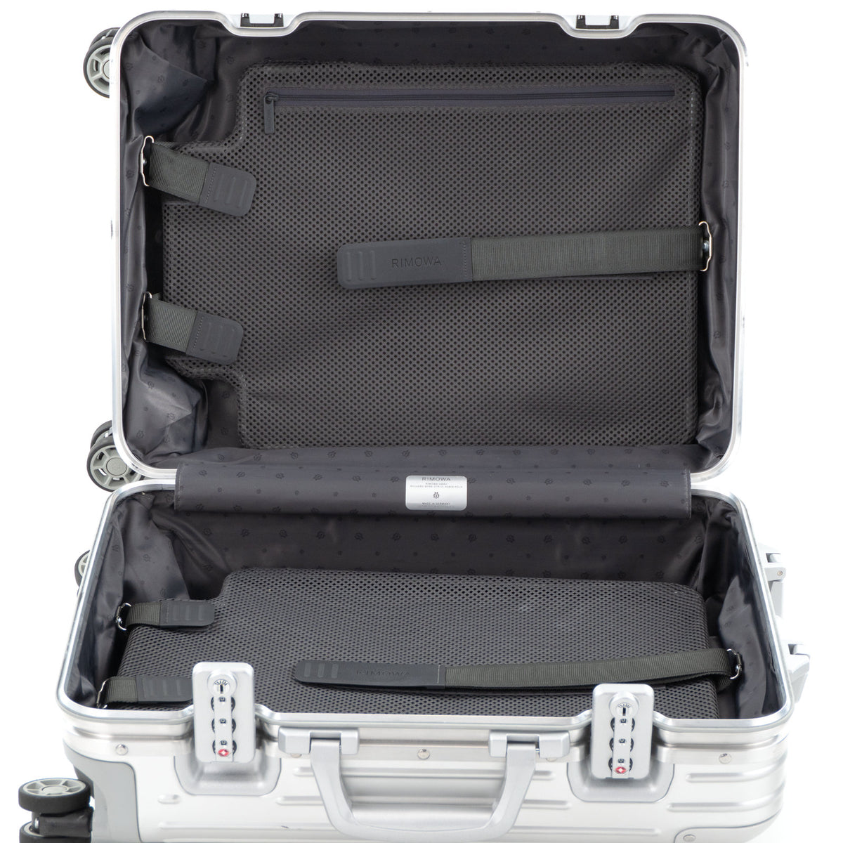 リモワ オリジナル キャビン 35L 4輪 シルバー 925.53.00.4 中古