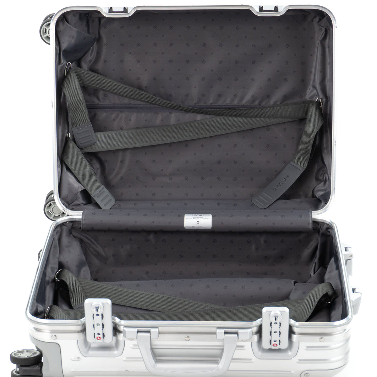 リモワ オリジナル キャビン 35L 4輪 シルバー 925.53.00.4 中古
