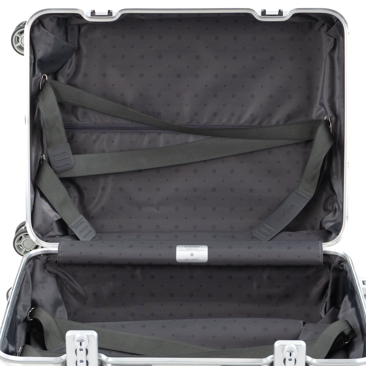 リモワ オリジナル キャビン 35L 4輪 シルバー 925.53.00.4 中古