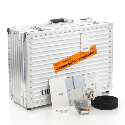 リモワ トロピカーナ 27L アタッシュケース シルバー 370.05.00.0 中古