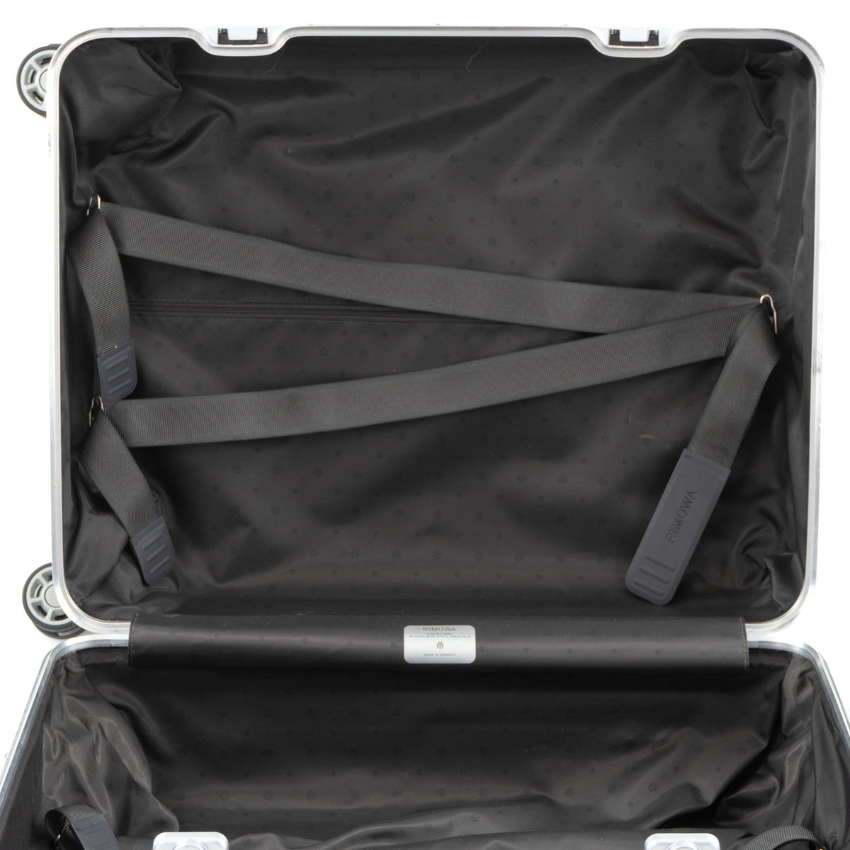 リモワ オリジナル キャビンプラス 49L 4輪 シルバー 925.56.00.4 中古