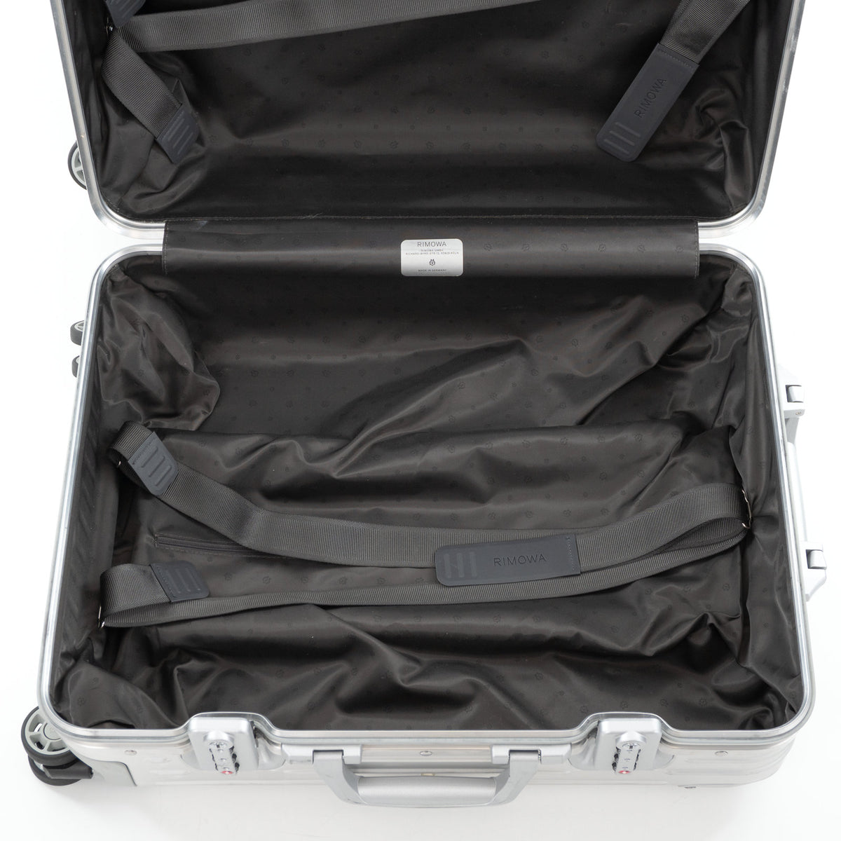 リモワ オリジナル キャビンプラス 49L 4輪 シルバー 925.56.00.4 中古