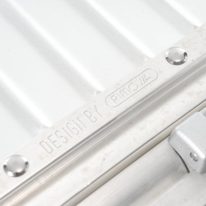 リモワ トパーズ 45L 4輪 キャビンプラス シルバー 932.56 中古