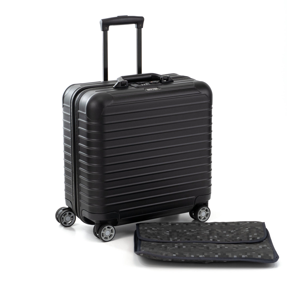リモワ サルサ 27L 4輪 コンパクト マットブラック 810.40.32.4 中古