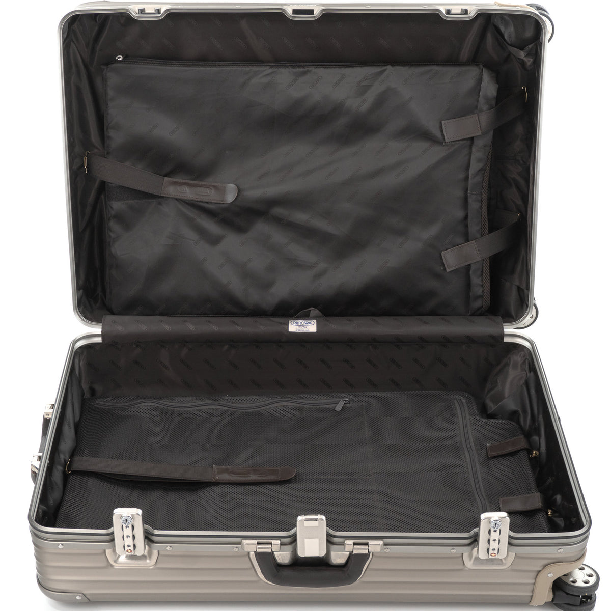 リモワ トパーズ 104L 4輪 XL チタニウム 945.77 中古