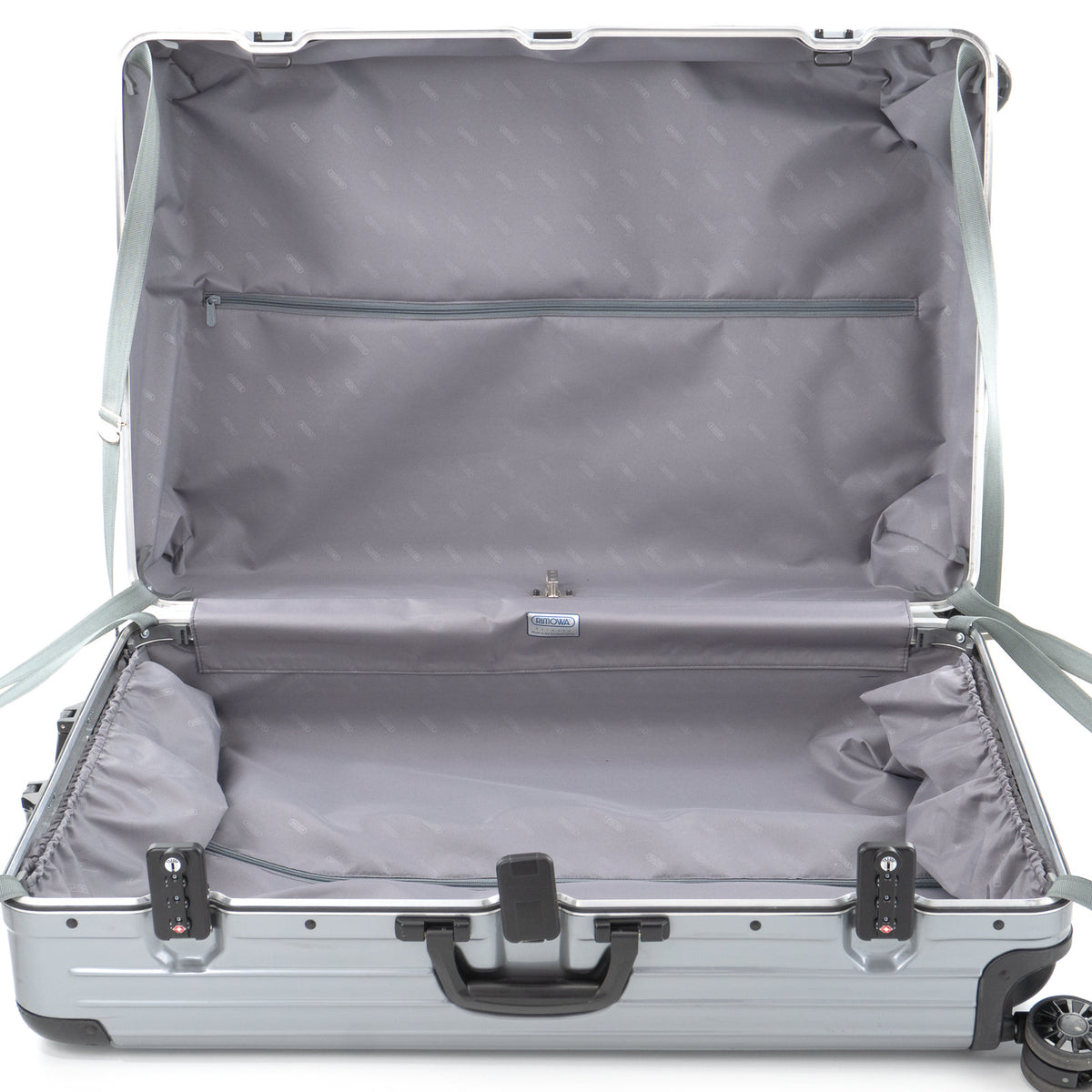 リモワ サンバ 104L 4輪 XL シルバーグレー 846.77 中古