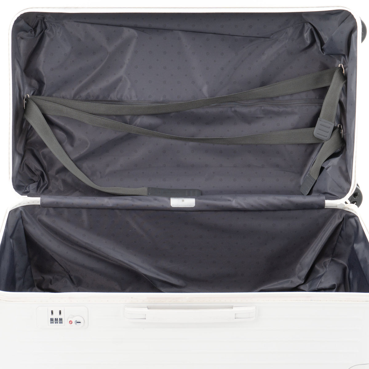 リモワ エッセンシャル トランク 89L 4輪 グロスホワイト 832.75.66.4 中古
