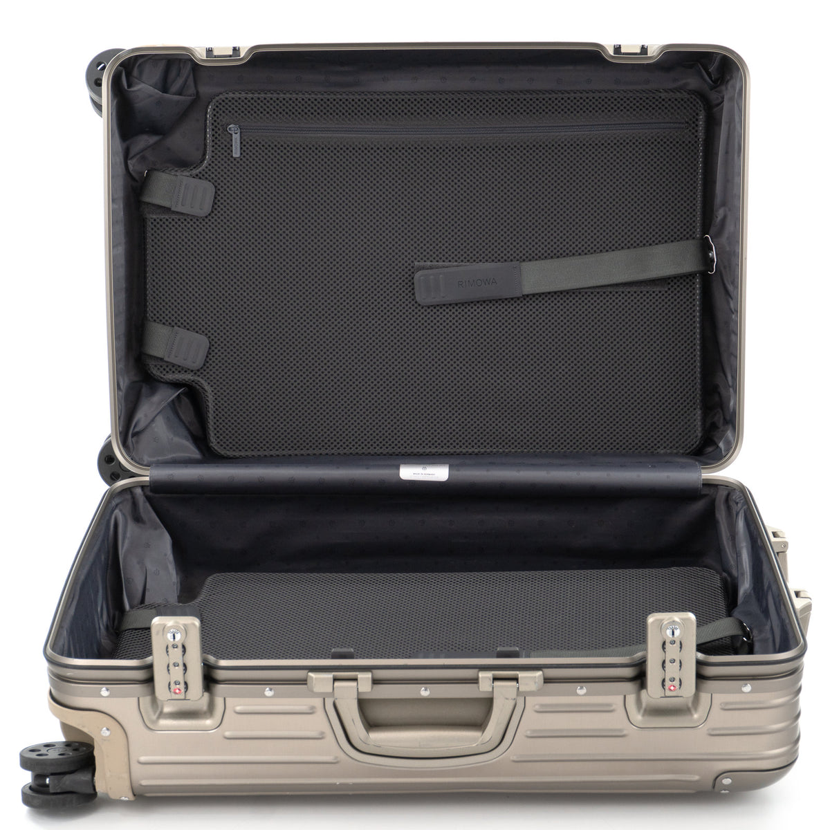 リモワ オリジナル チェックインM 60L 4輪 チタニウム 925.63.03.4 中古
