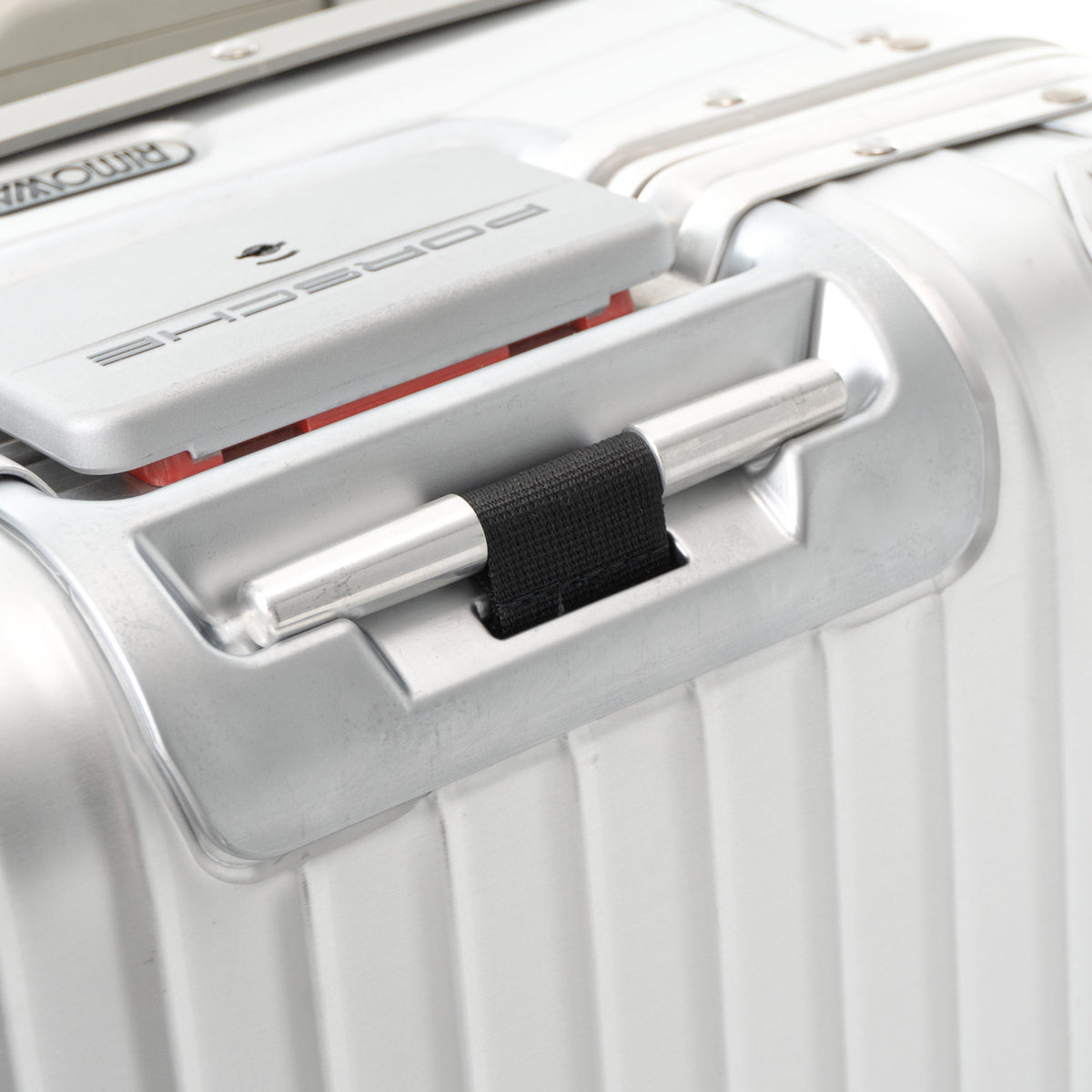 リモワ ポルシェ トパーズ 52L 4輪 特別モデル(チェックインM相当) シルバー 911.52 中古