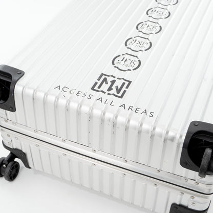 リモワ マイケル・ウォン クラシックフライト 76L 4輪 チェックインL シルバー 970.90.02.9 中古