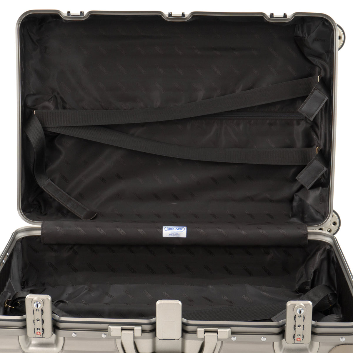 リモワ トパーズ 64L 4輪 チェックインM チタニウムシャンパンゴールド系 945.63 中古
