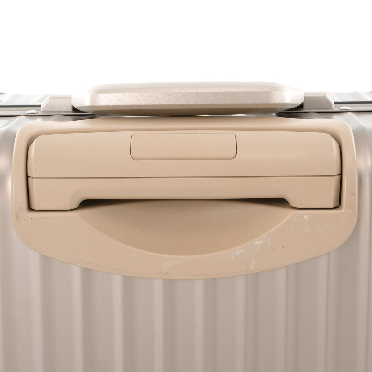 リモワ トパーズ 64L 4輪 チェックインM チタニウムシャンパンゴールド系 945.63 中古