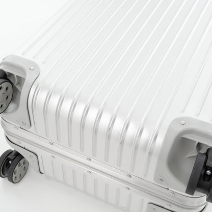 リモワ オリジナル チェックインM 60L 4輪 シルバー 925.63.00.4 中古