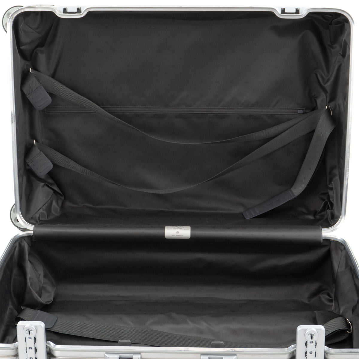 リモワ オリジナル チェックインM 60L 4輪 シルバー 925.63.00.4 中古