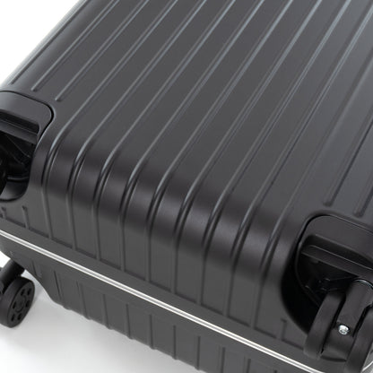 リモワ ハイブリッド キャビン 37L 4輪 マットブラック 883.53.63.1 中古