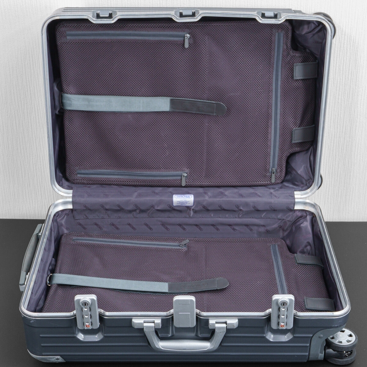 RIMOWA(リモワ) リンボ 55L 4輪 チェックインM