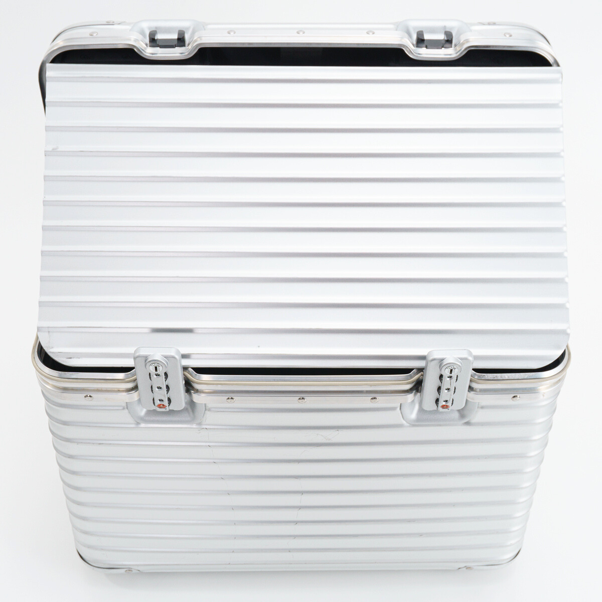 RIMOWA(リモワ) トパーズ 36L 2輪 パイロット