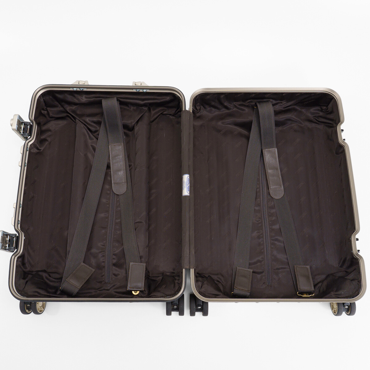 RIMOWA(リモワ) トパーズ 32L 4輪 キャビンS