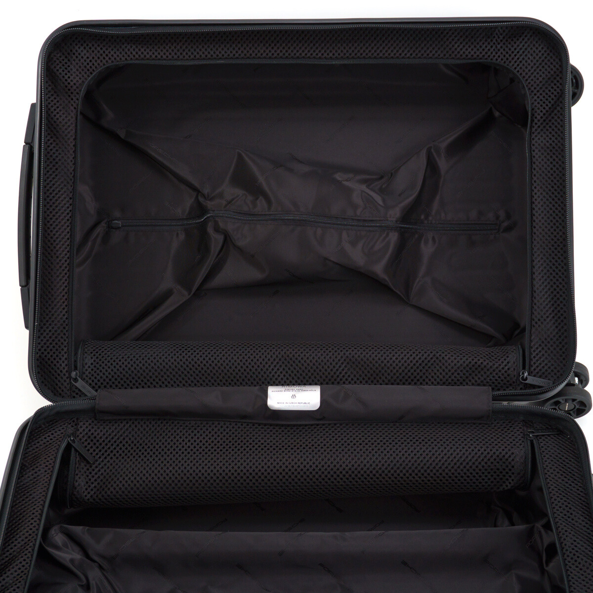 RIMOWA(リモワ) PORSCHE(ポルシェ) エッセンシャル 32L 4輪 キャビンS