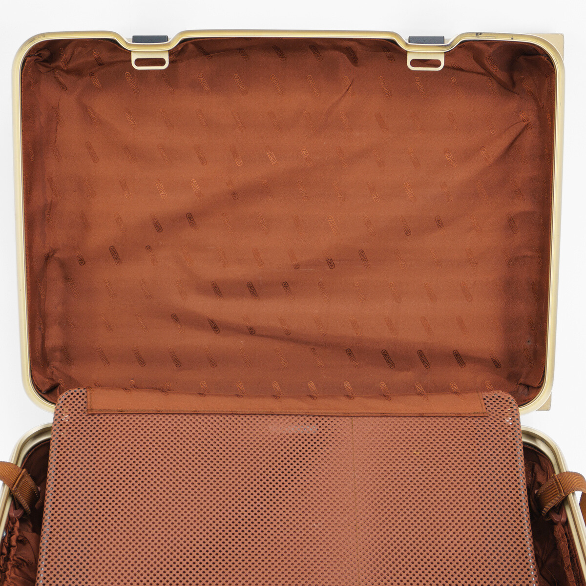 RIMOWA(リモワ) トパーズ 35L 2輪 キャビンS
