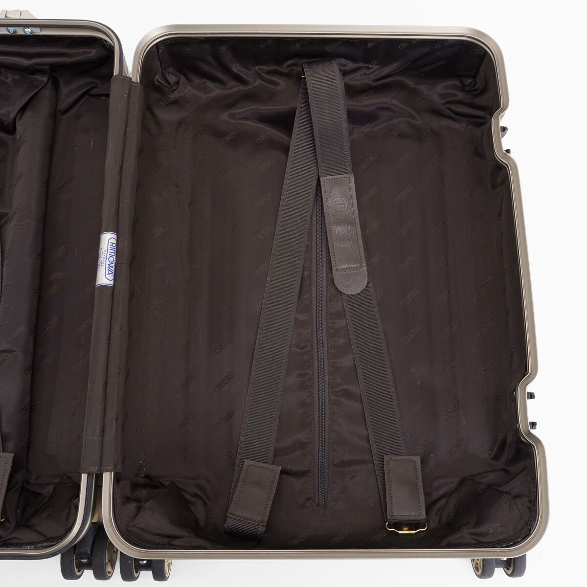 RIMOWA(リモワ) トパーズ 32L 4輪 キャビンS