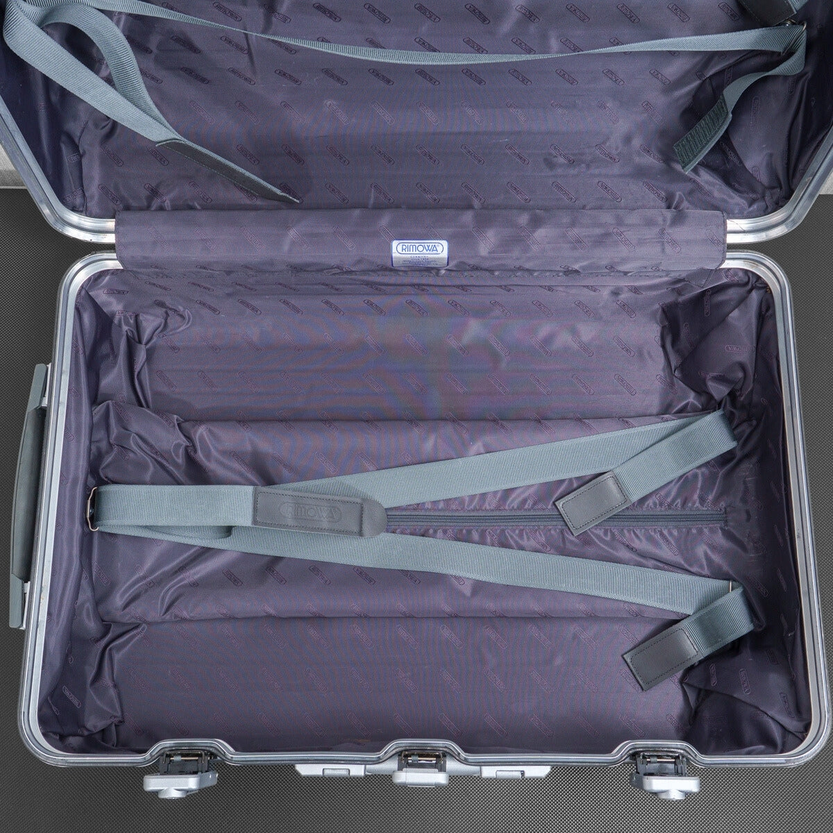 RIMOWA(リモワ) リンボ 55L 4輪 チェックインM
