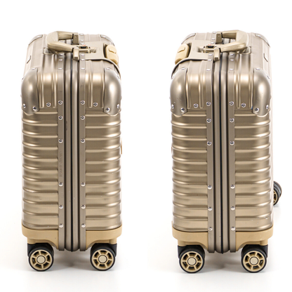 RIMOWA(リモワ) トパーズ 26L 4輪 コンパクト
