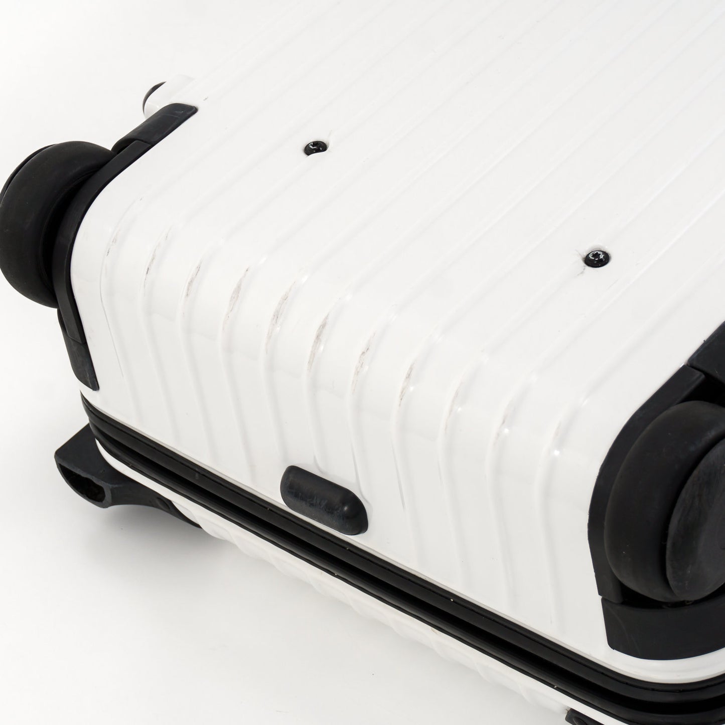 RIMOWA(リモワ) サルサ 32L 2輪 キャビンS